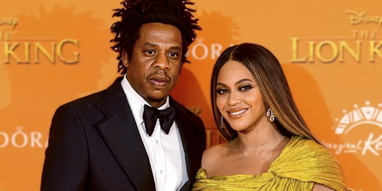 Fans Notice Beyoncé and Jay-Z’s Daughter, Blue Ivy, 12, Looks ‘Uncomfortable’ at LA Premiere of ‘Mufasa: The Lion King’ – Videos