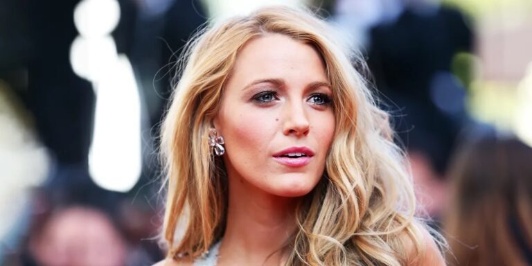 Users Say Blake Lively ‘Doesn’t Look Like Herself’ & Her Eyes Are ‘Completely Different’ – Before & After Pics