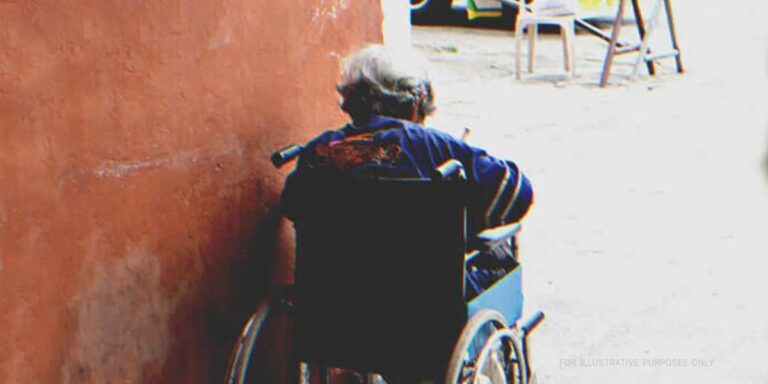 Son Leaves Mom in Wheelchair on the Street, Year Later Sees Her Coming to His House on Her Feet – Story of the Day