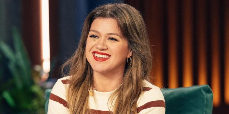 ‘Kelly and Her Minis’: Kelly Clarkson Joined by Daughter River, 10, and Son Remy, 8, on New Episode of Her Show