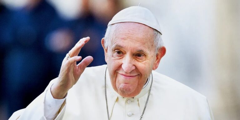 Who Is the Only Woman Tied to Pope Francis’ past – Photos & Everything Known About Her