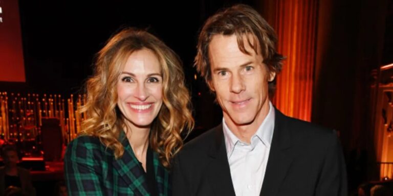 Julia Roberts Poses With Her 3 ‘Grown Up’ Children in Rare Snap for Mother’s Day