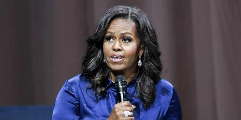 Michelle Obama’s Priceless Response to a TV Character Meeting Her for the First Time Has the Internet Howling
